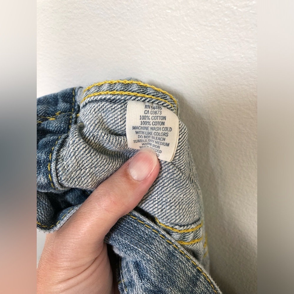American Eagle Women’s M Blue/Gray Distressed Short Cotton Jean Jacket - EUC! - Picture 12 of 12